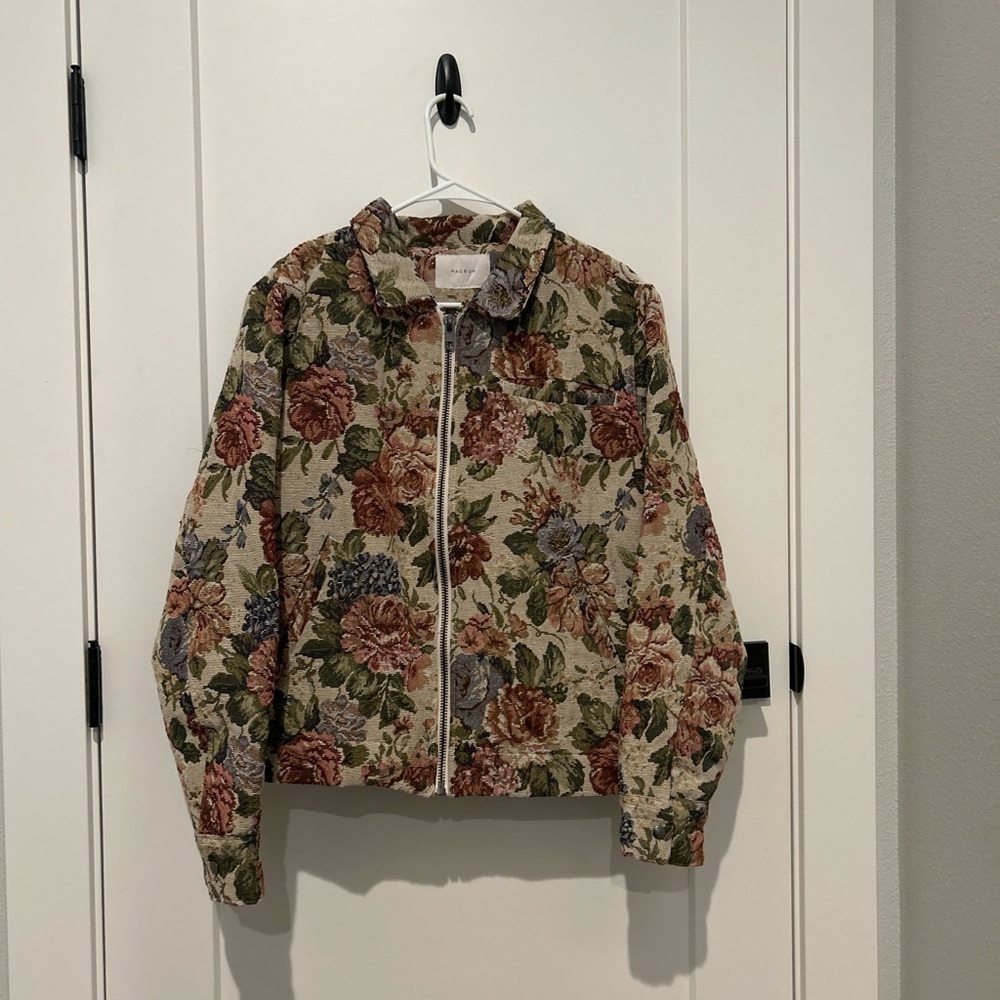 PacSun Cream and Red Bomber Jacket with Ribbed Accents - Picture 1 of 2